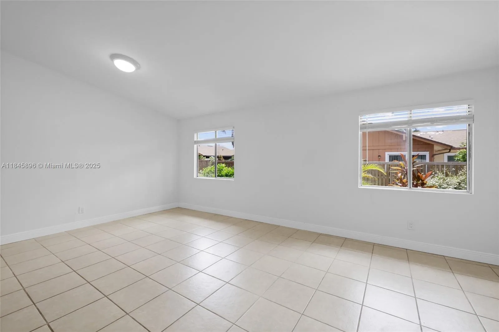 6322 Royal Woods Dr, Fort Myers, FL 33908 photo 6