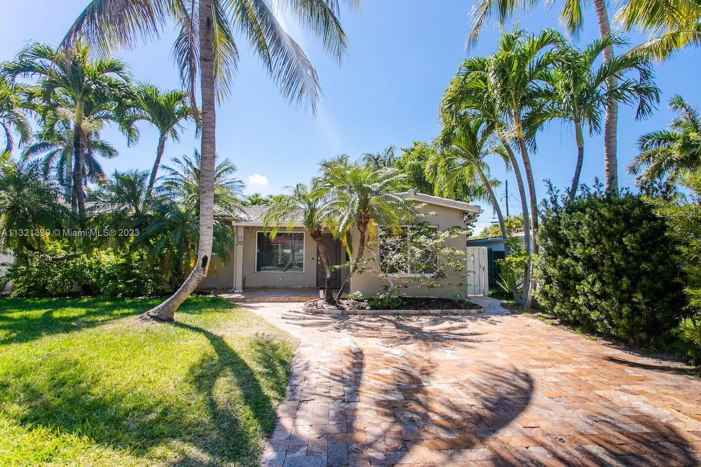 1120 N 13th Terrace, Hollywood, FL 33019 photo 4