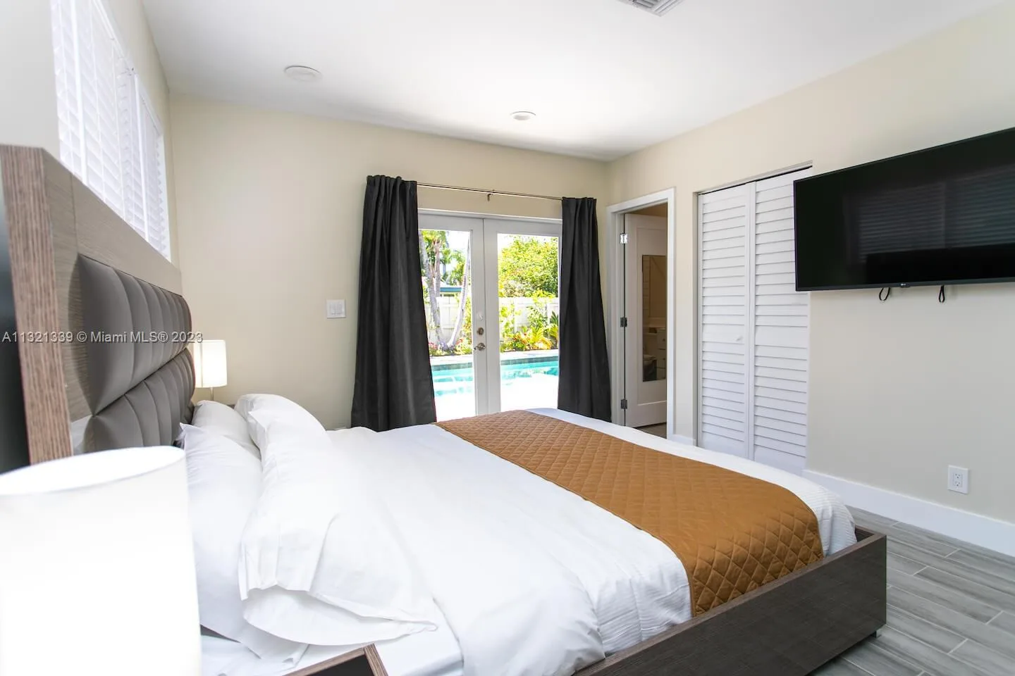 1120 N 13th Terrace, Hollywood, FL 33019 photo 9