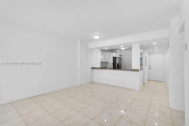 3660 NE 166th St # 114, North Miami Beach, FL 33160