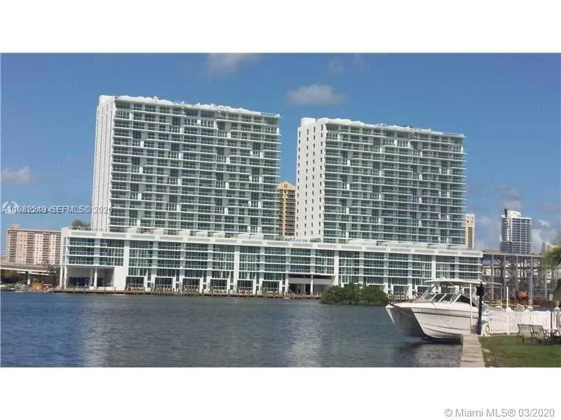 400 Sunny Isles Blvd # 717, Sunny Isles Beach, FL 33160