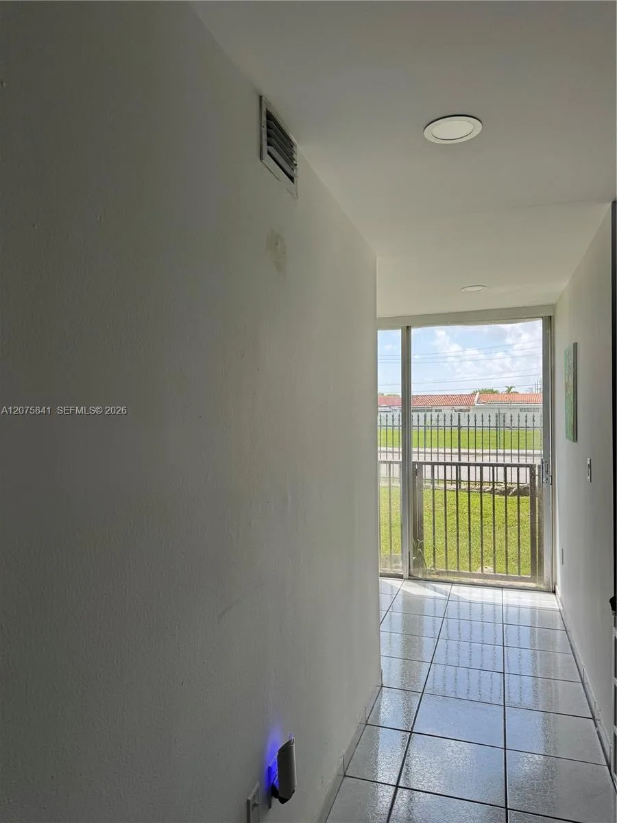 9401 SW 4th St # 103, Miami, FL 33174 photo 6