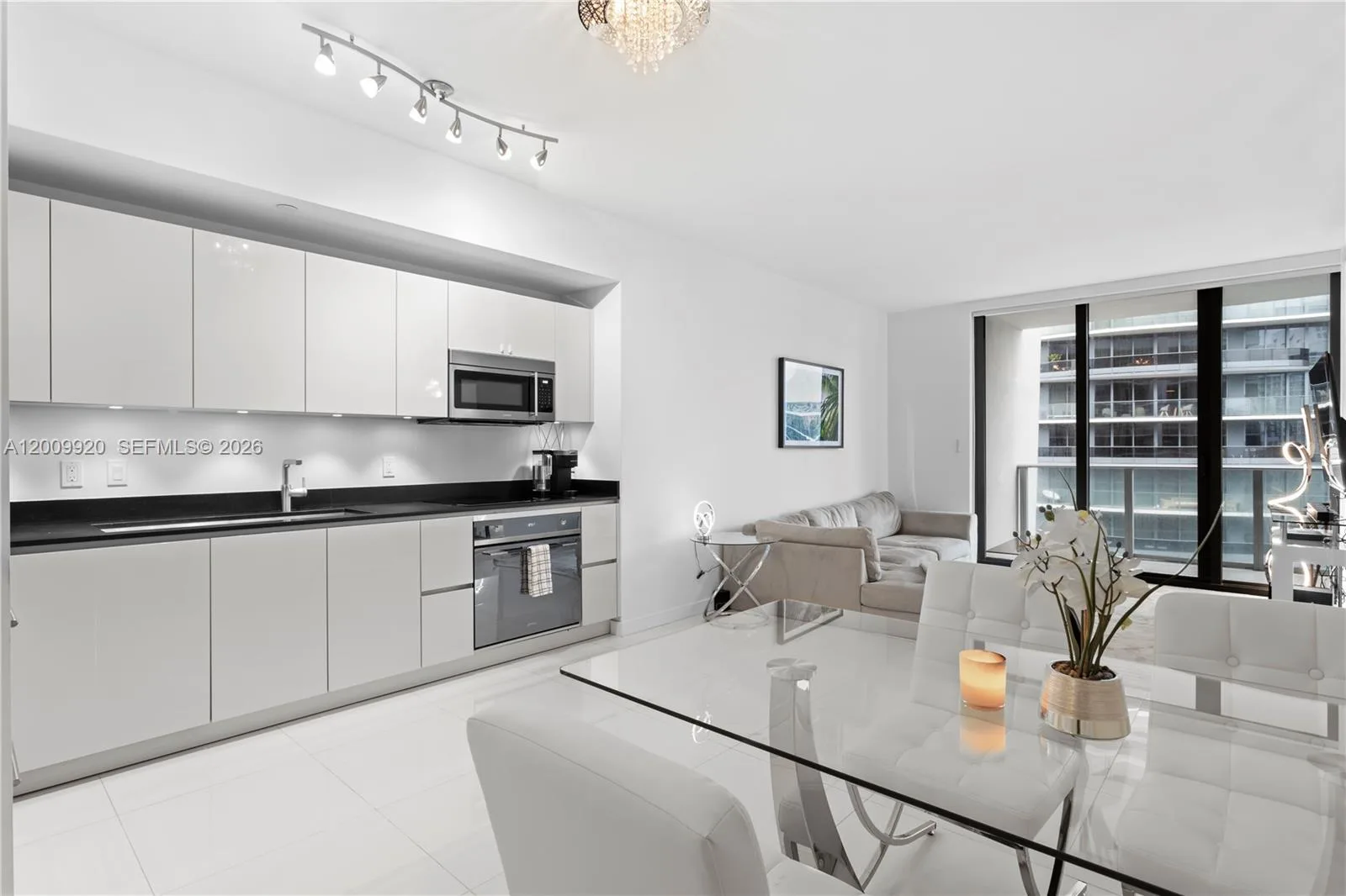 1010 Brickell Ave # 4608, Miami, FL 33131 photo 2