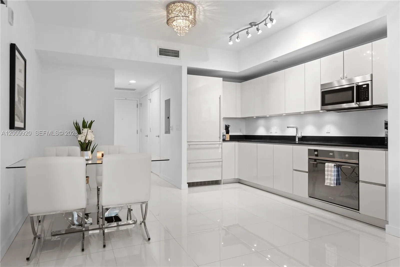 1010 Brickell Ave # 4608, Miami, FL 33131 photo 3