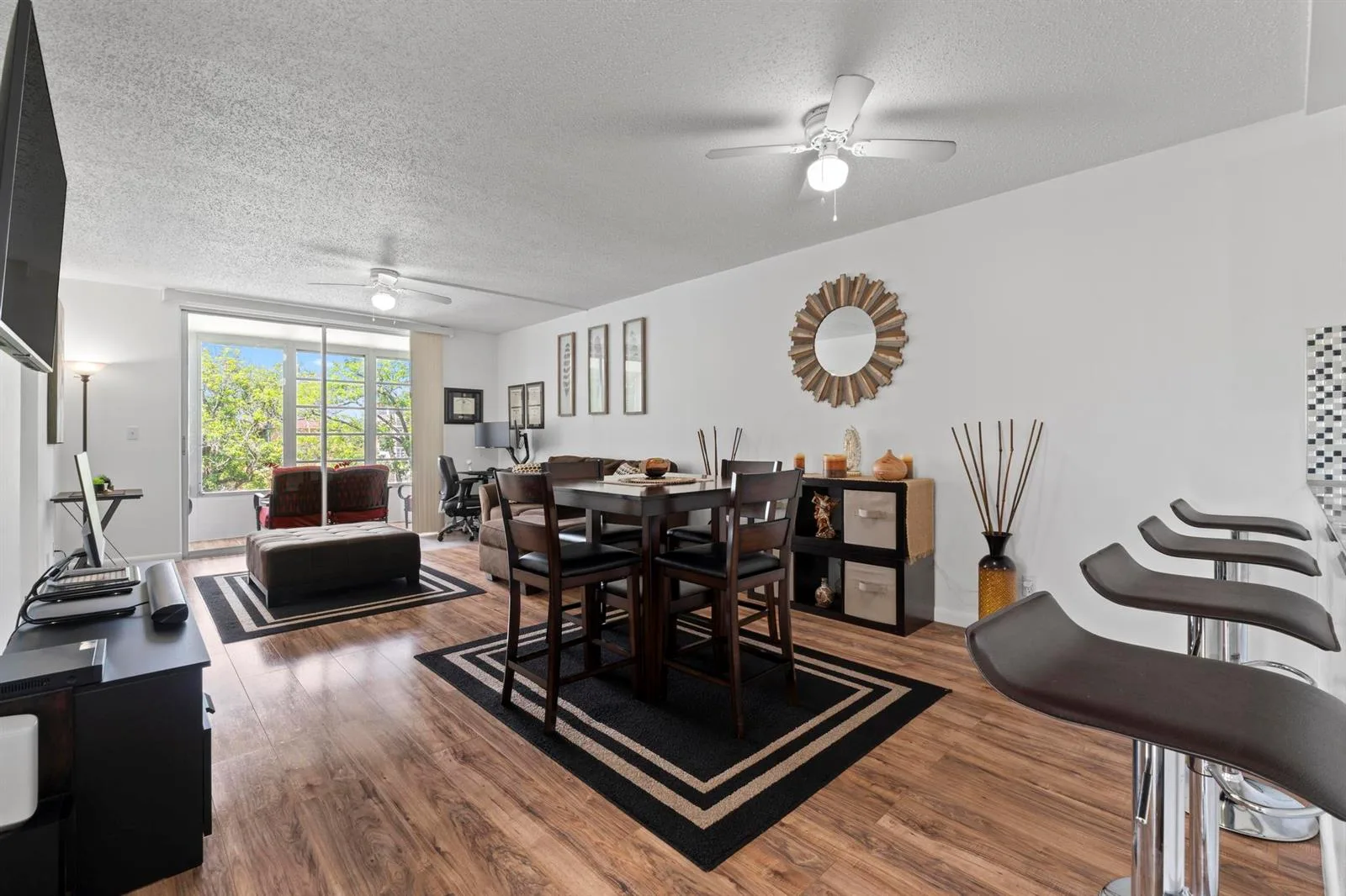 5275 NW 10th Court # 305, Plantation, FL 33313
