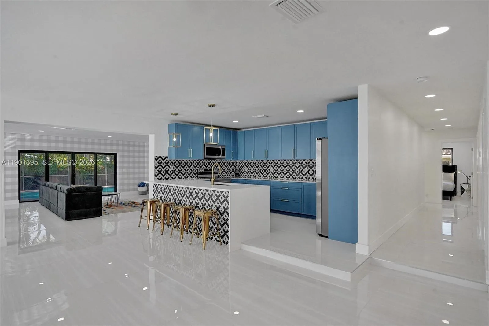 1141 N Northlake Dr, Hollywood, FL 33019 photo 13