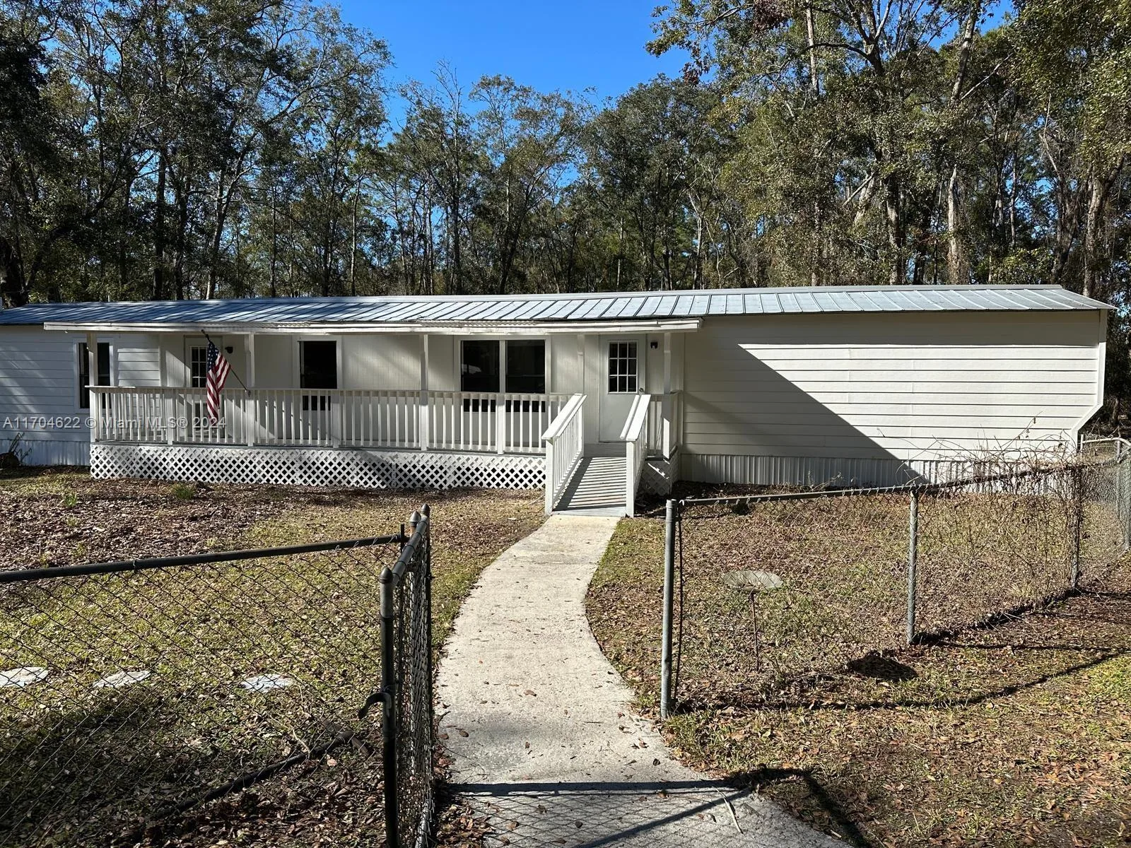 2522 NW 121St AVE, Gainesville, FL 32609-4005 photo 4