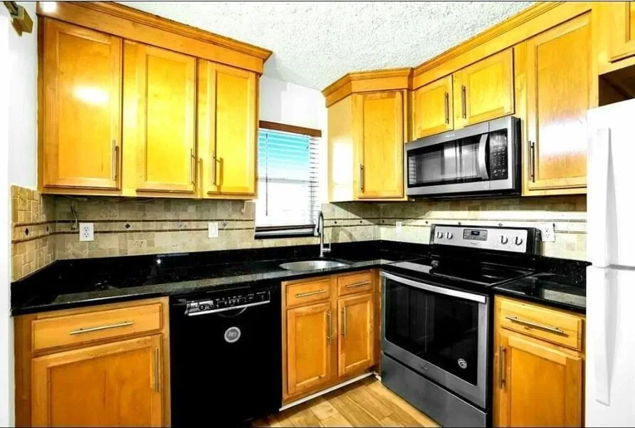 9355 SW 8th Street # 408, Boca Raton, FL 33428