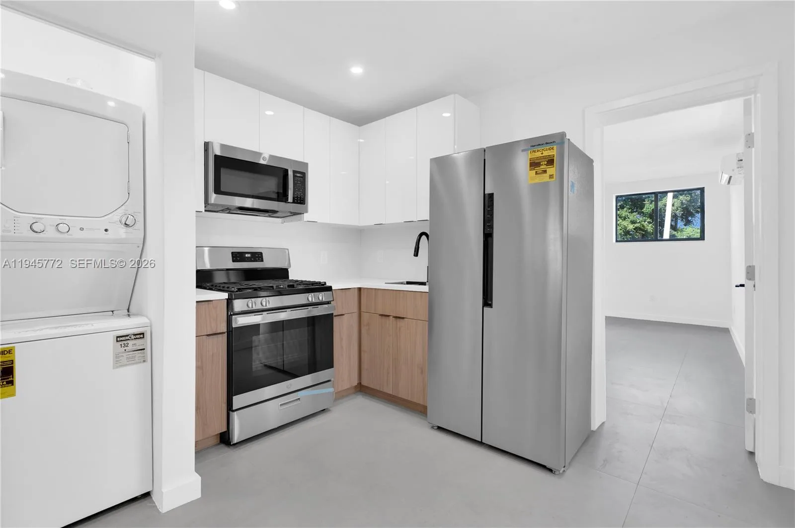3040 NW 93rd St # A, Miami, FL 33147 photo 3