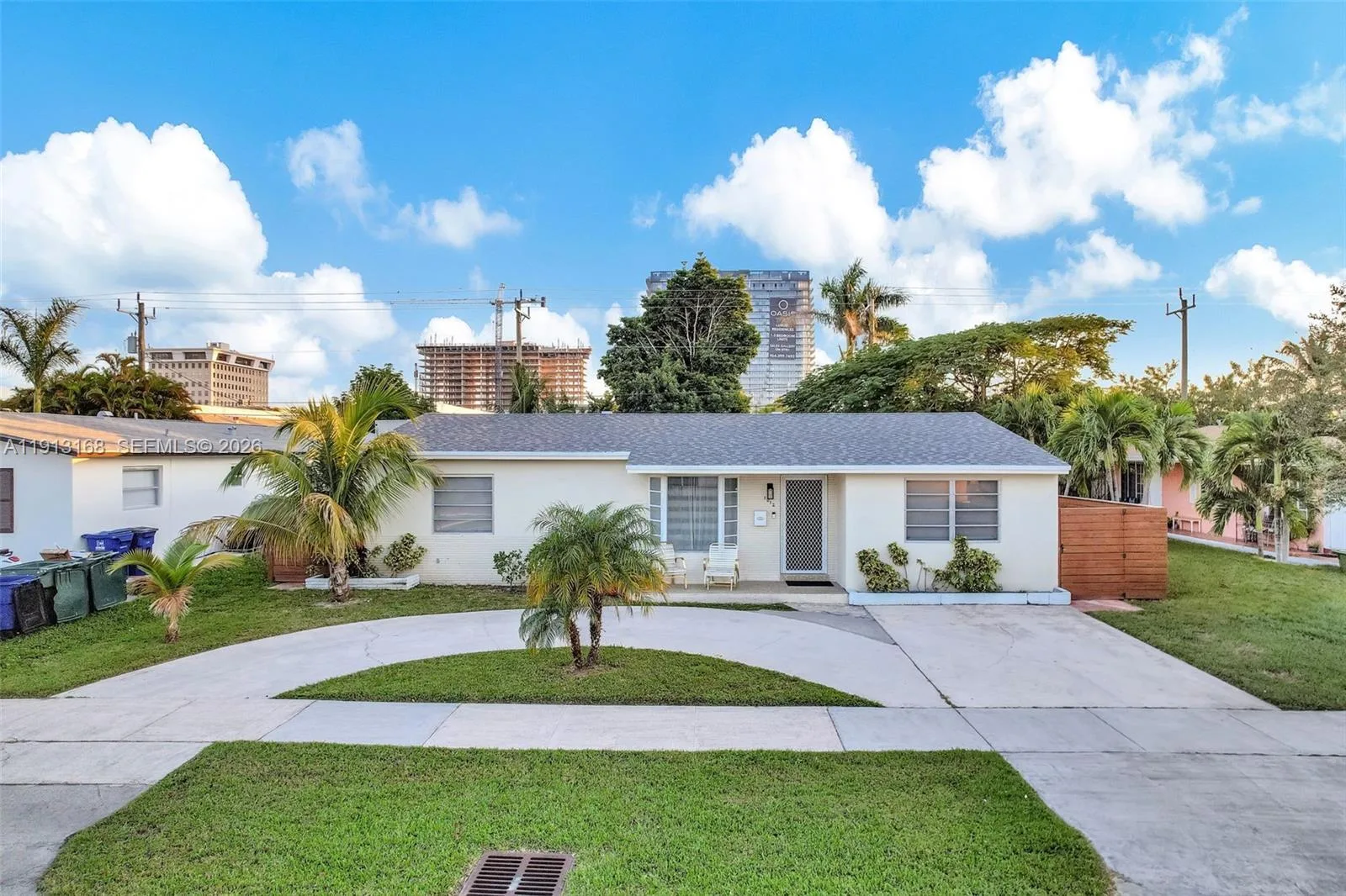 1012 NE 2nd Street, Hallandale Beach, FL 33009 photo 3