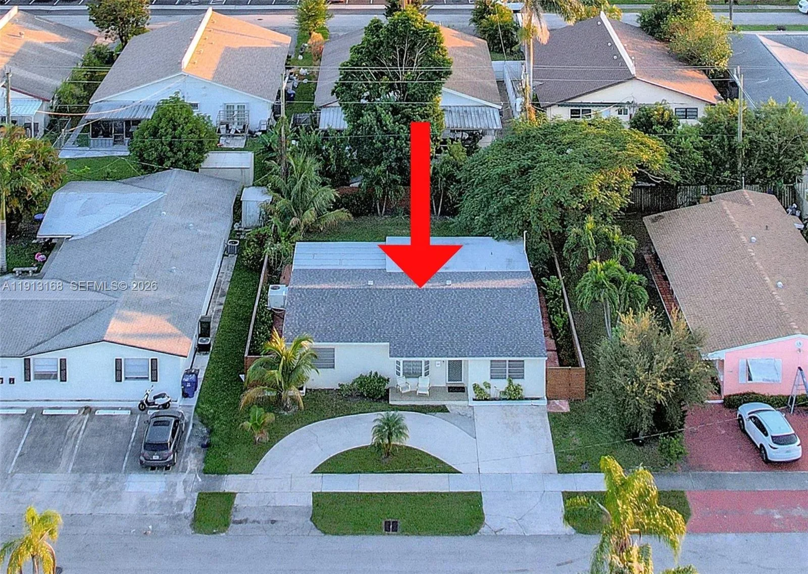1012 NE 2nd Street, Hallandale Beach, FL 33009 photo 5
