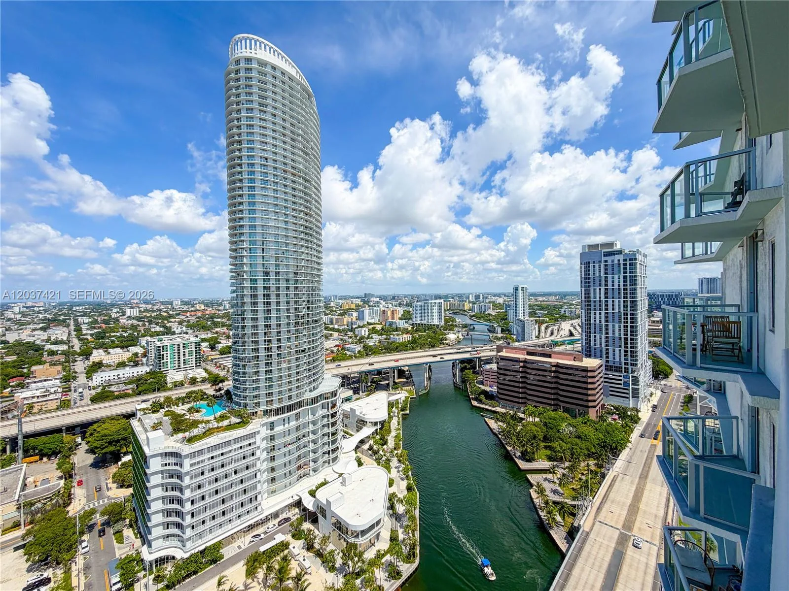 185 SW 7th St # 2900, Miami, FL 33130