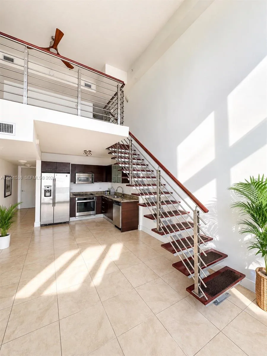 41 SE 5th St # 1415, Miami, FL 33131