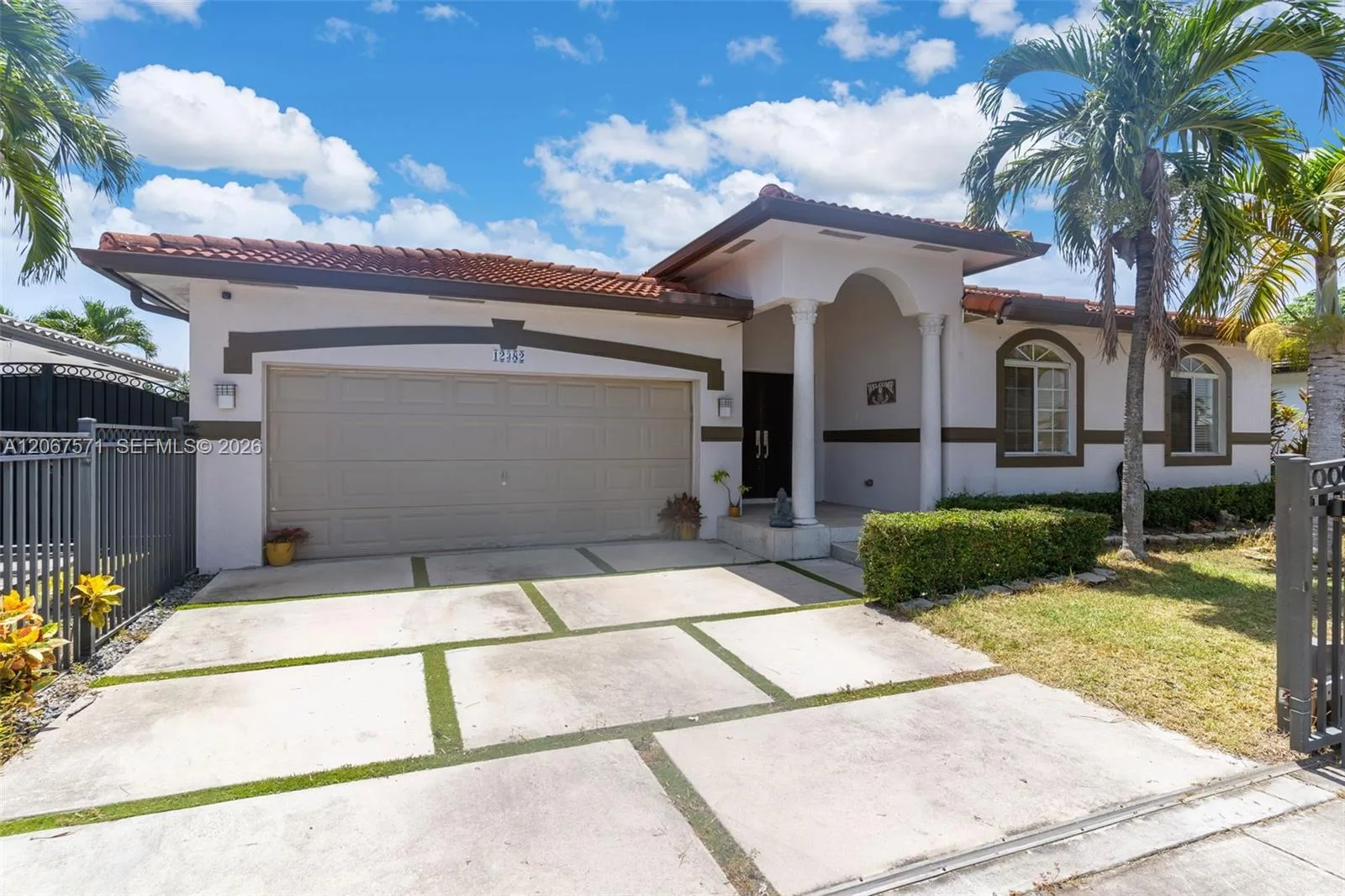 12382 SW 213th Ter, Miami, FL 33177 photo 2