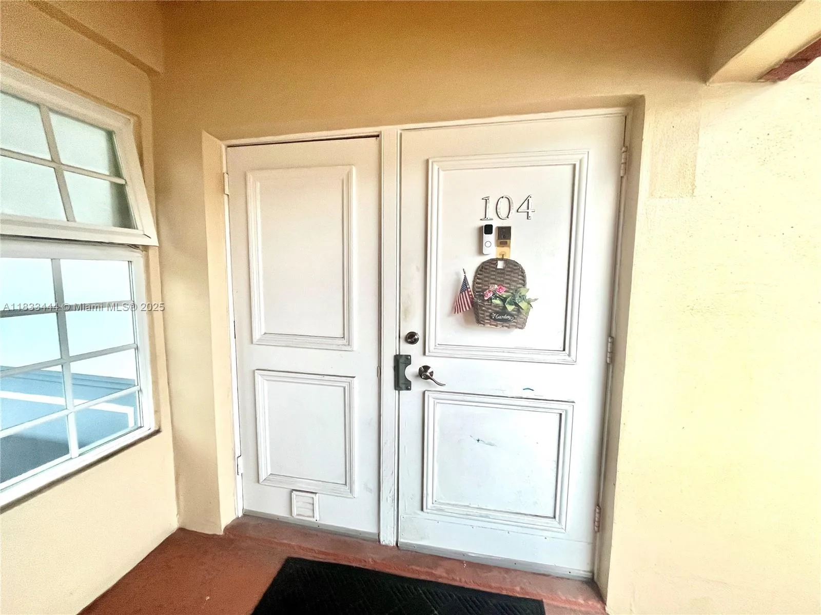 2841 NE 33rd Ct # 104, Fort Lauderdale, FL 33306 photo 3