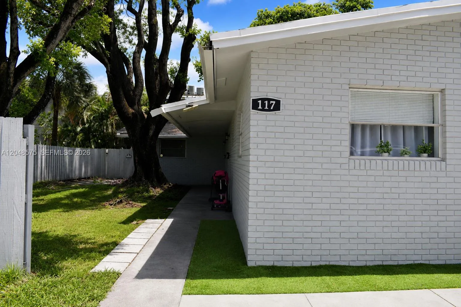 117 NE 30th Ct # 2, Wilton Manors, FL 33334 photo 2