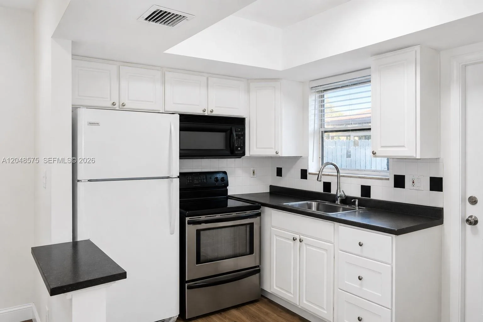 117 NE 30th Ct # 2, Wilton Manors, FL 33334 photo 8