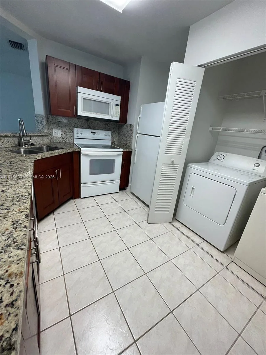 3457 NW 44th St # 104, Oakland Park, FL 33309 photo 3
