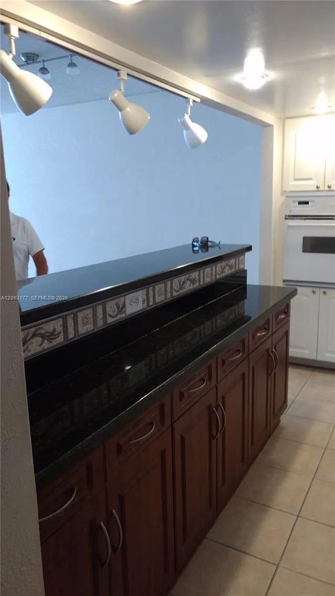 19390 Collins Avenue # 1014, Sunny Isles Beach, FL 33160 photo 13