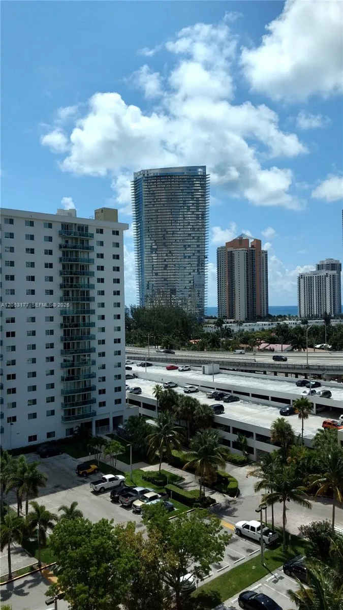 19390 Collins Avenue # 1014, Sunny Isles Beach, FL 33160 photo 8