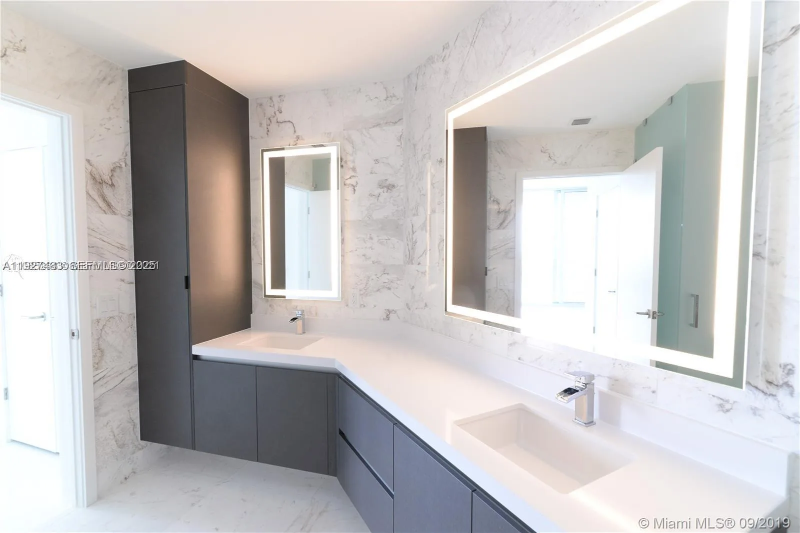851 NE 1 AVE # 4110, Miami, FL 33132 photo 7