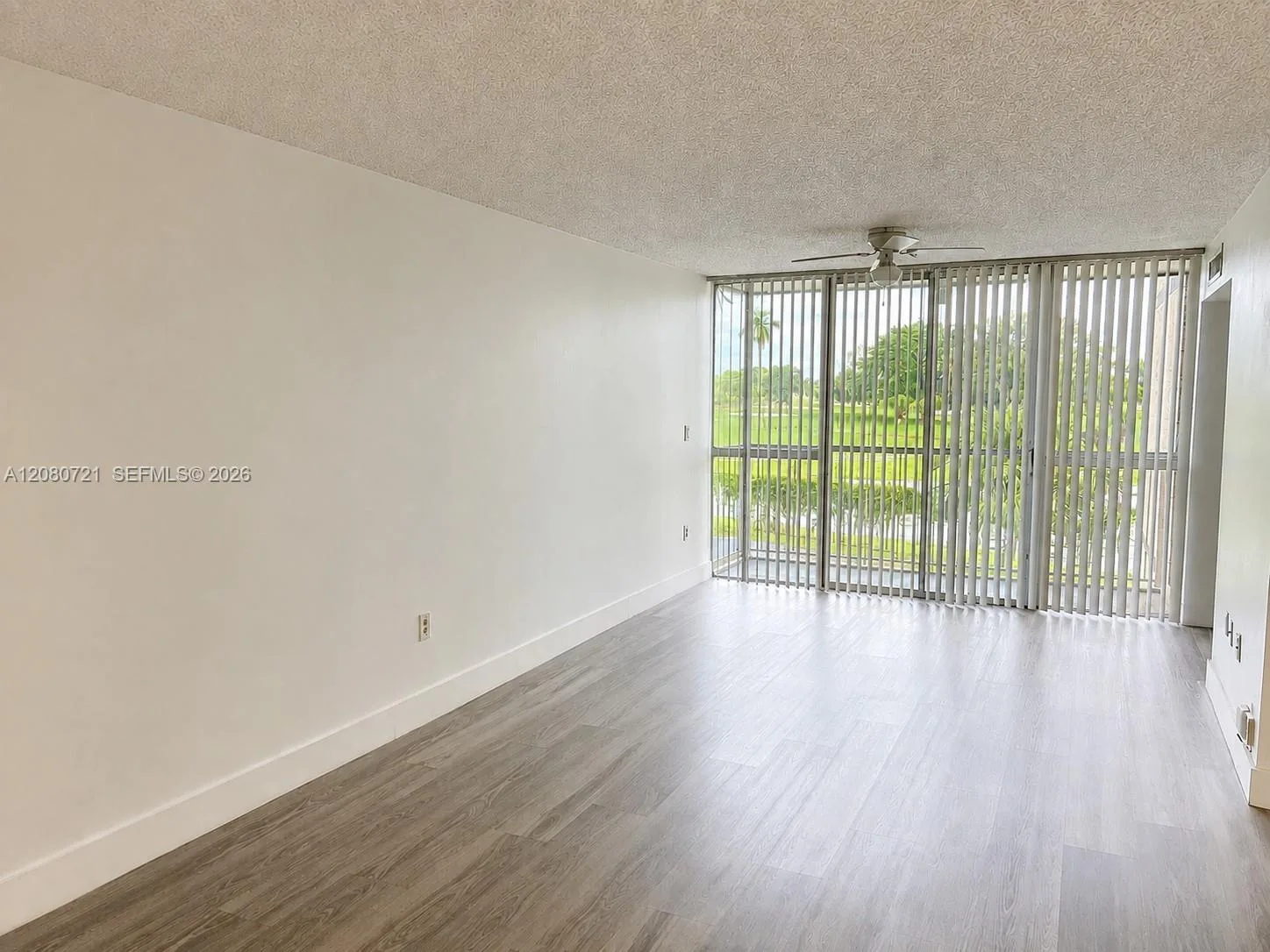 6955 NW 186th St # F205, Hialeah, FL 33015