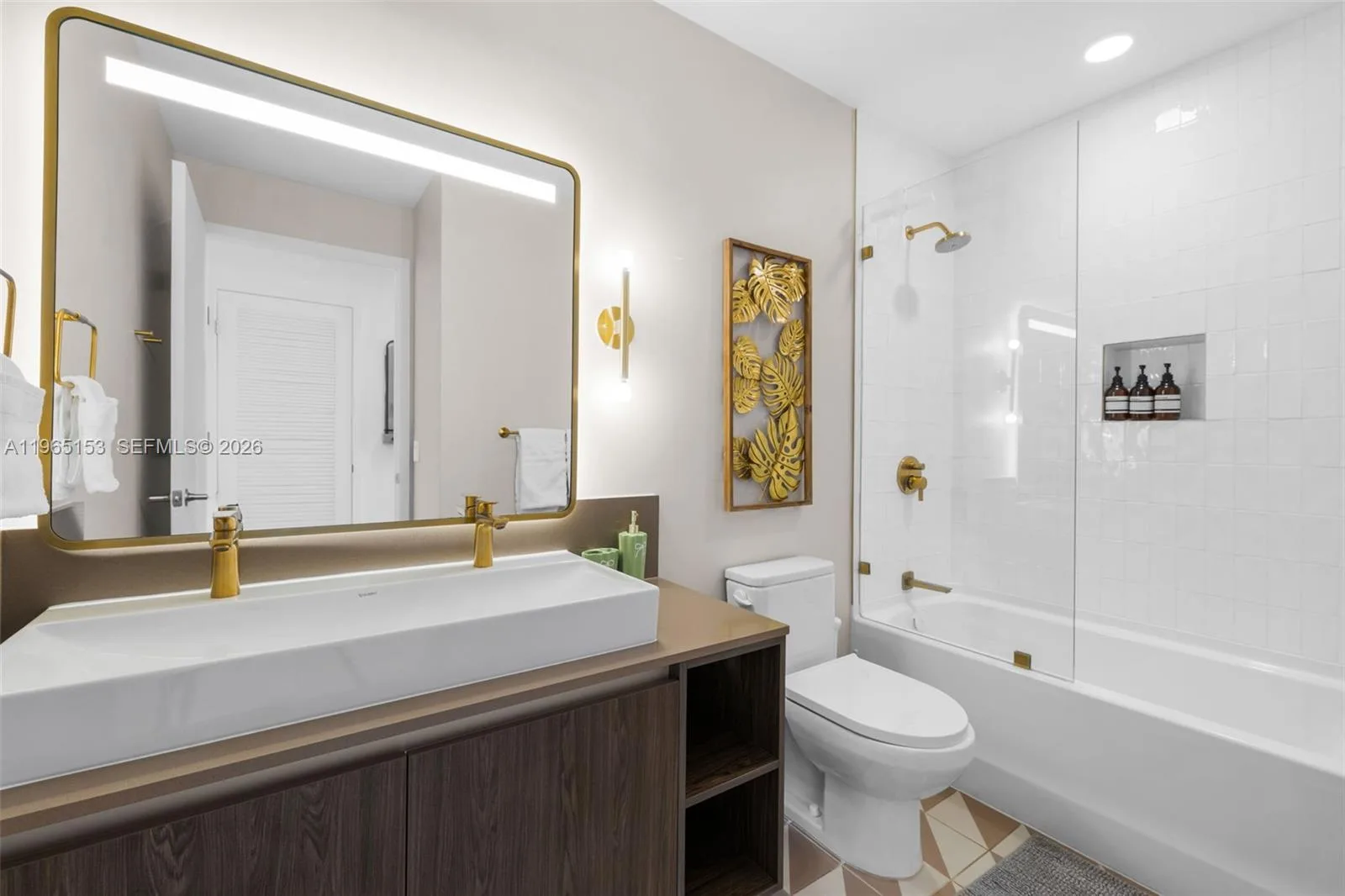 159 NE 6th St # 4906, Miami, FL 33132 photo 12