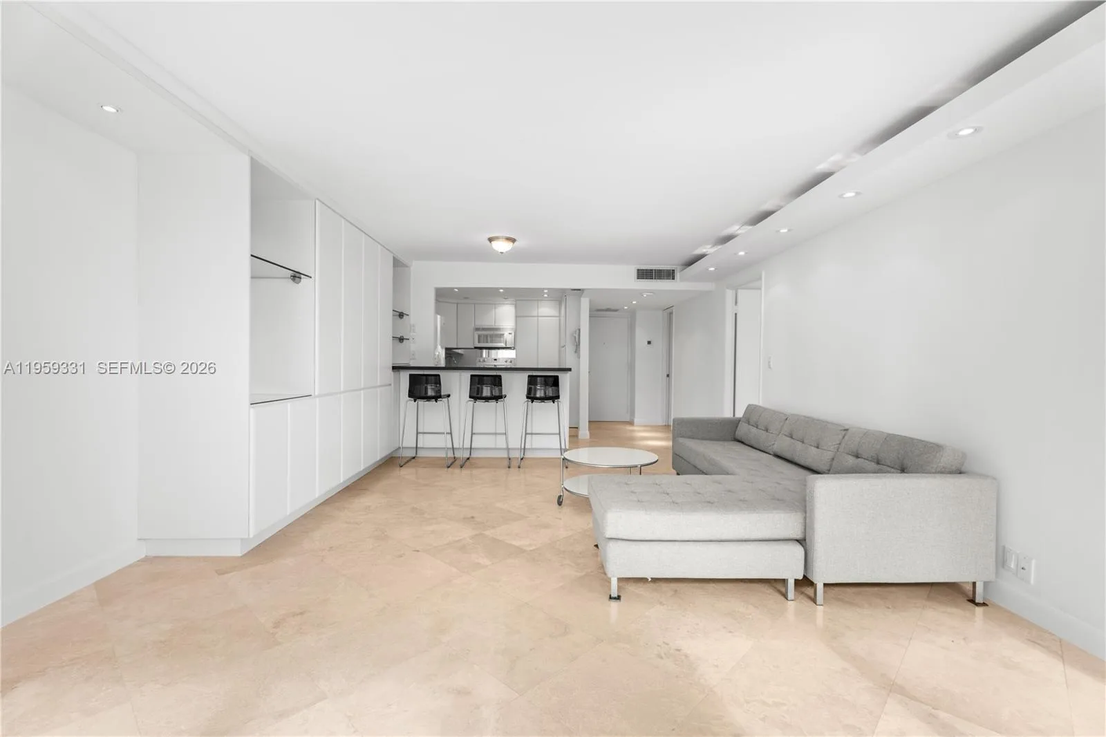 1901 Brickell Avenue # B407, Miami, FL 33129