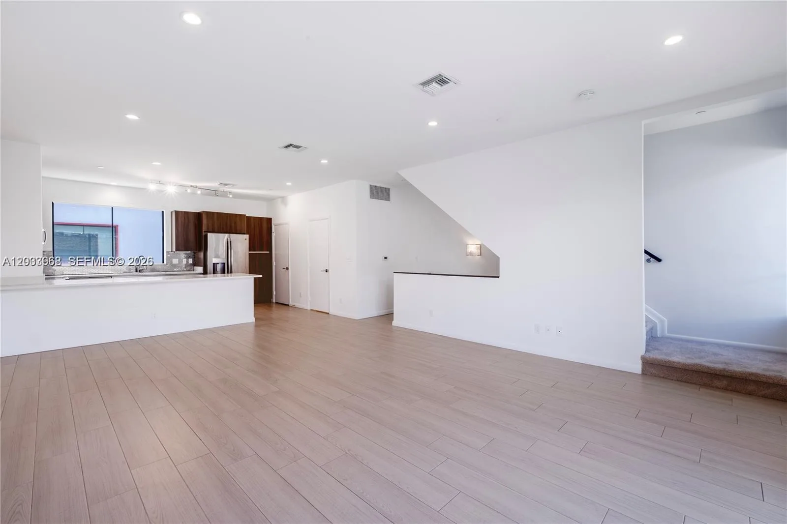 113 NE 6 St. # 3605, Fort Lauderdale, FL 33304 photo 4