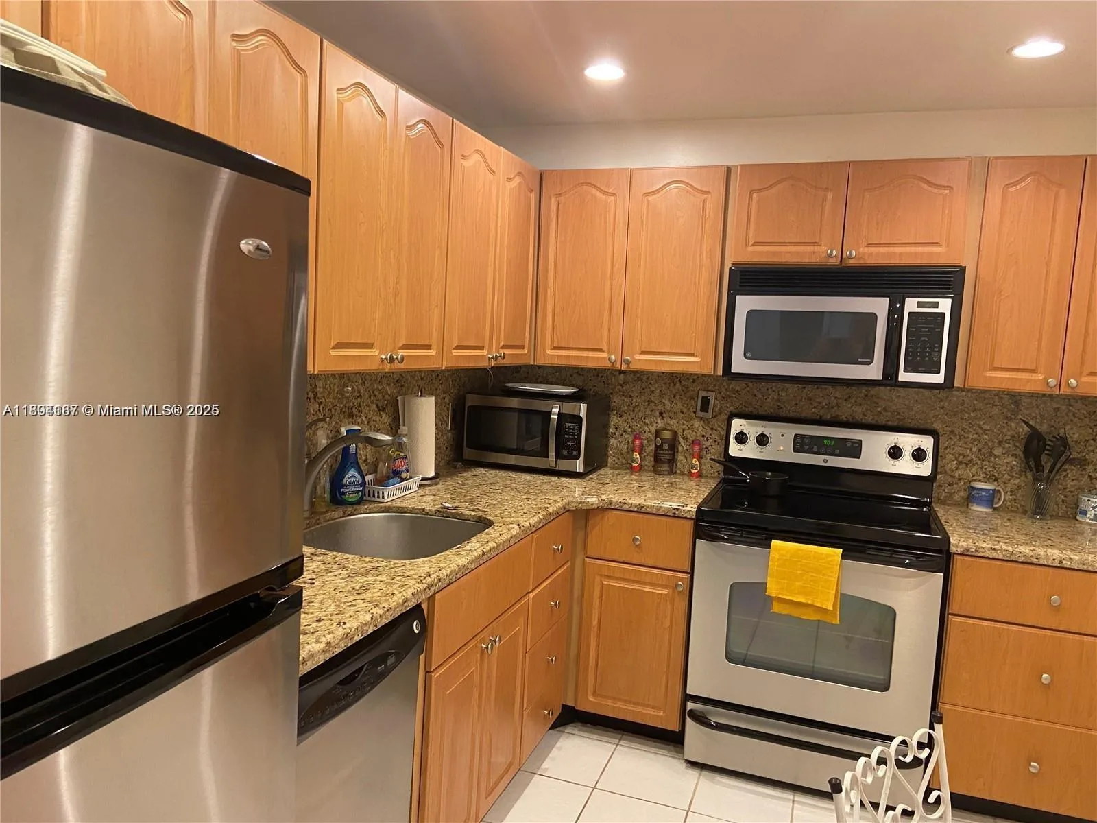 1980 S Ocean Dr # 2B, Hallandale Beach, FL 33009 photo 4