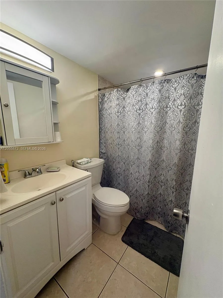 5050 NW 7th St # 309, Miami, FL 33126 photo 12