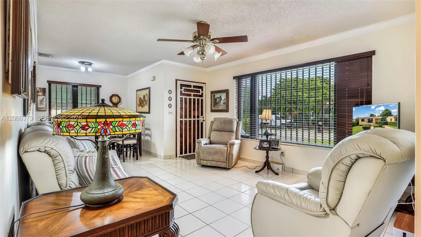 154 W 59th St, Hialeah, FL 33012 — zdjęcie 3