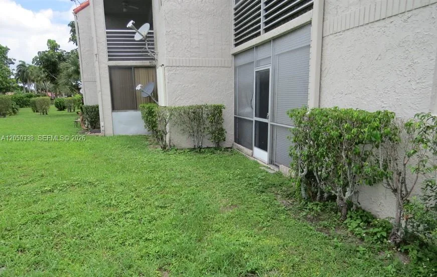 7435 Woodmont Ter # 101, Tamarac, FL 33321 photo 13