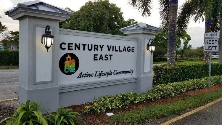 295 Newport T # 295, Deerfield Beach, FL 33442