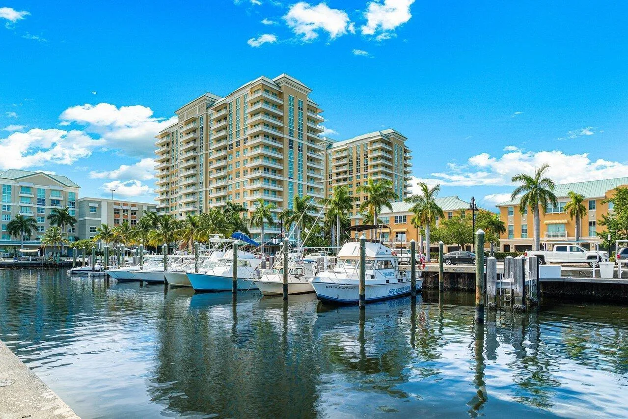 700 E Boynton Beach Boulevard # 1203, Boynton Beach, FL 33435