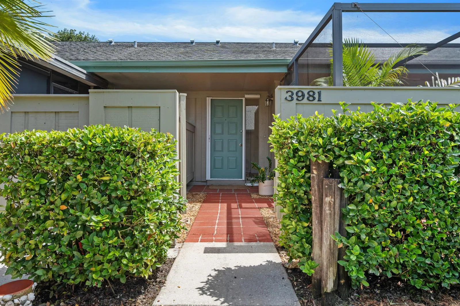 3981 NW Cinnamon Tree Circle, Jensen Beach, FL 34957 photo 2