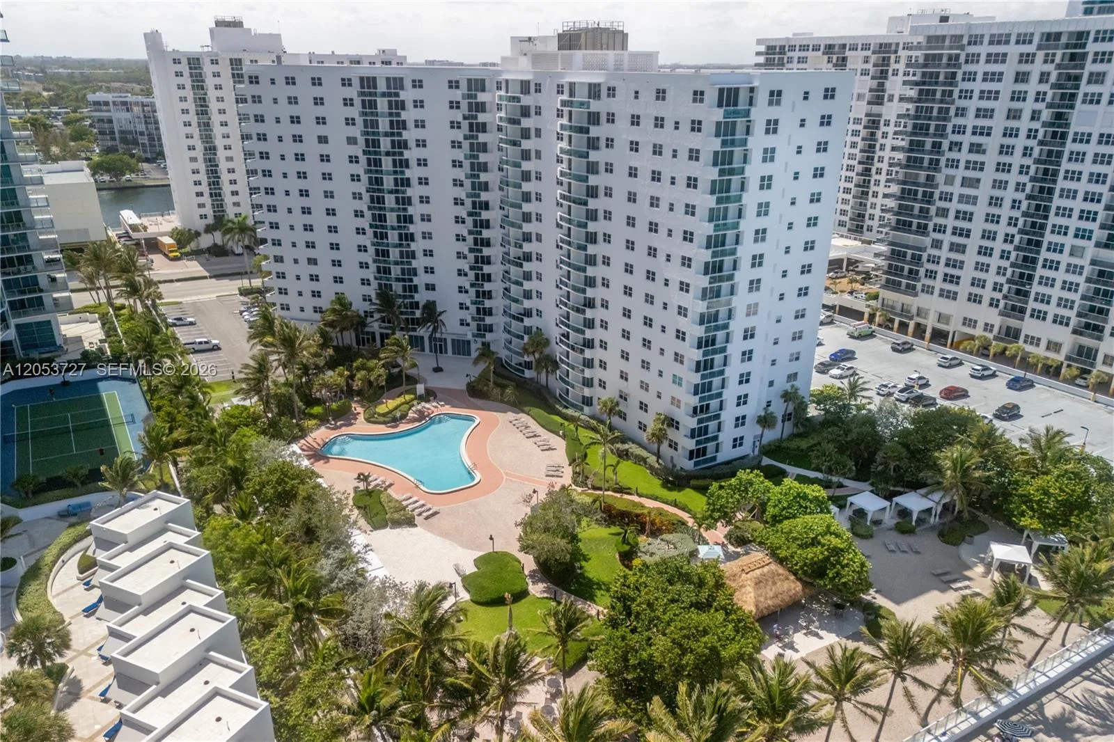 3001 S Ocean Dr # 317, Hollywood, FL 33019