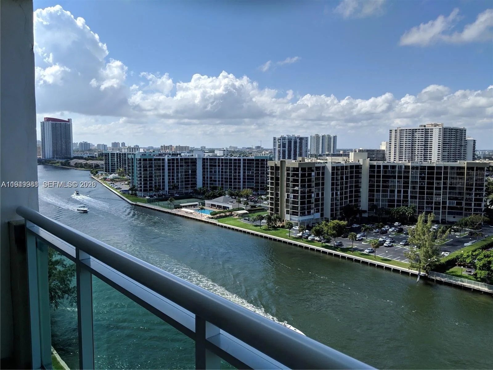 3000 S Ocean Dr # 1412, Hollywood, FL 33019