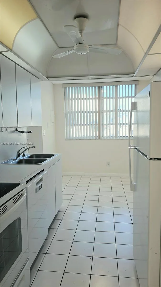 1849 S Ocean Dr # 202, Hallandale Beach, FL 33009 photo 7