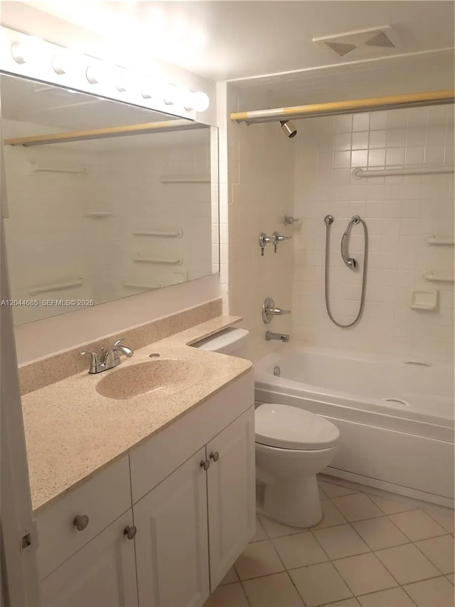 2621 Village Blvd # 102, West Palm Beach, FL 33409 photo 11