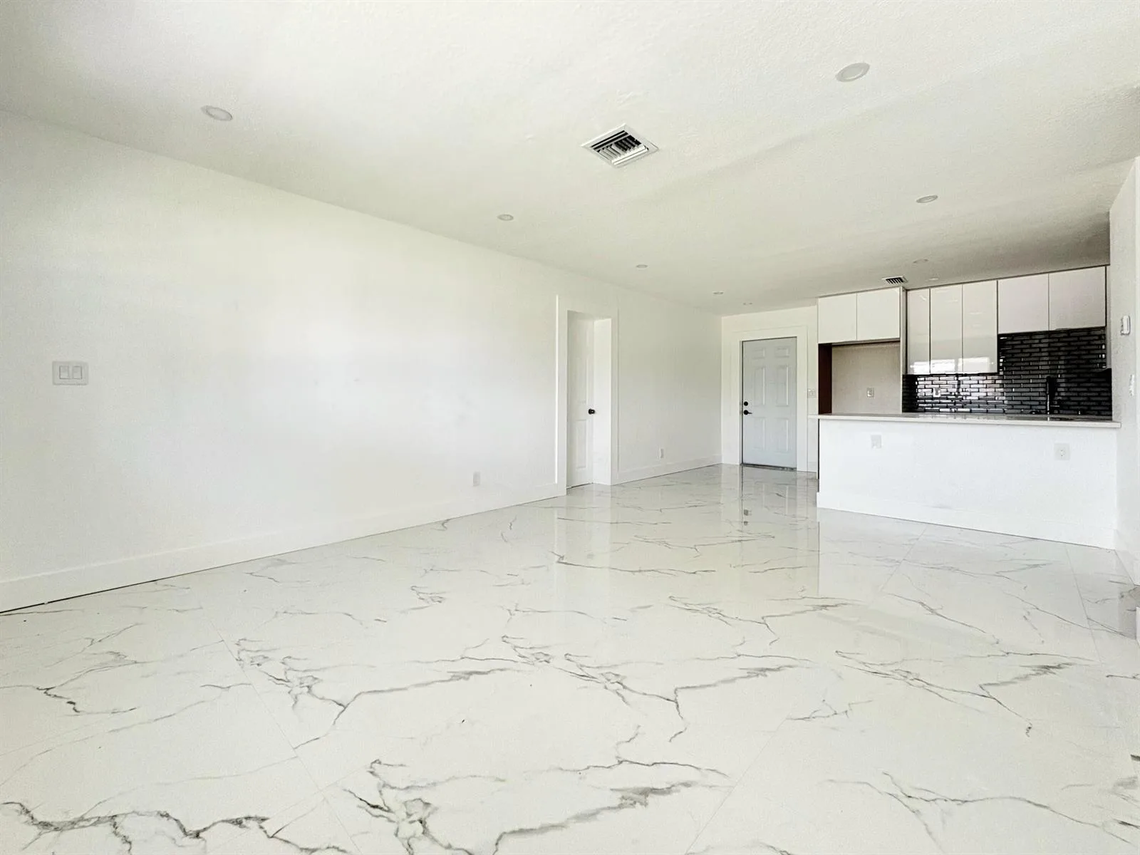 6507 Alexander Road, West Palm Beach, FL 33413 photo 10