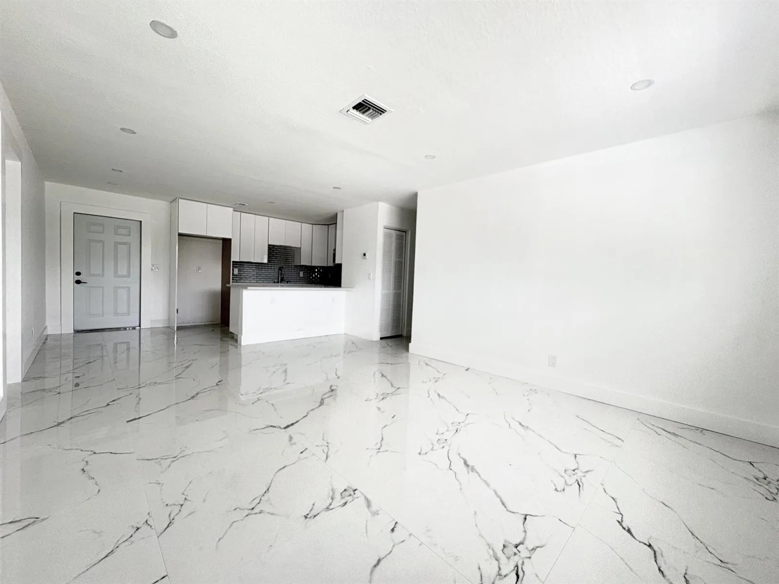 6507 Alexander Road, West Palm Beach, FL 33413 photo 9