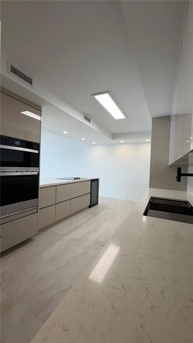 1800 NE 114th St # 605, North Miami, FL 33181 photo 6