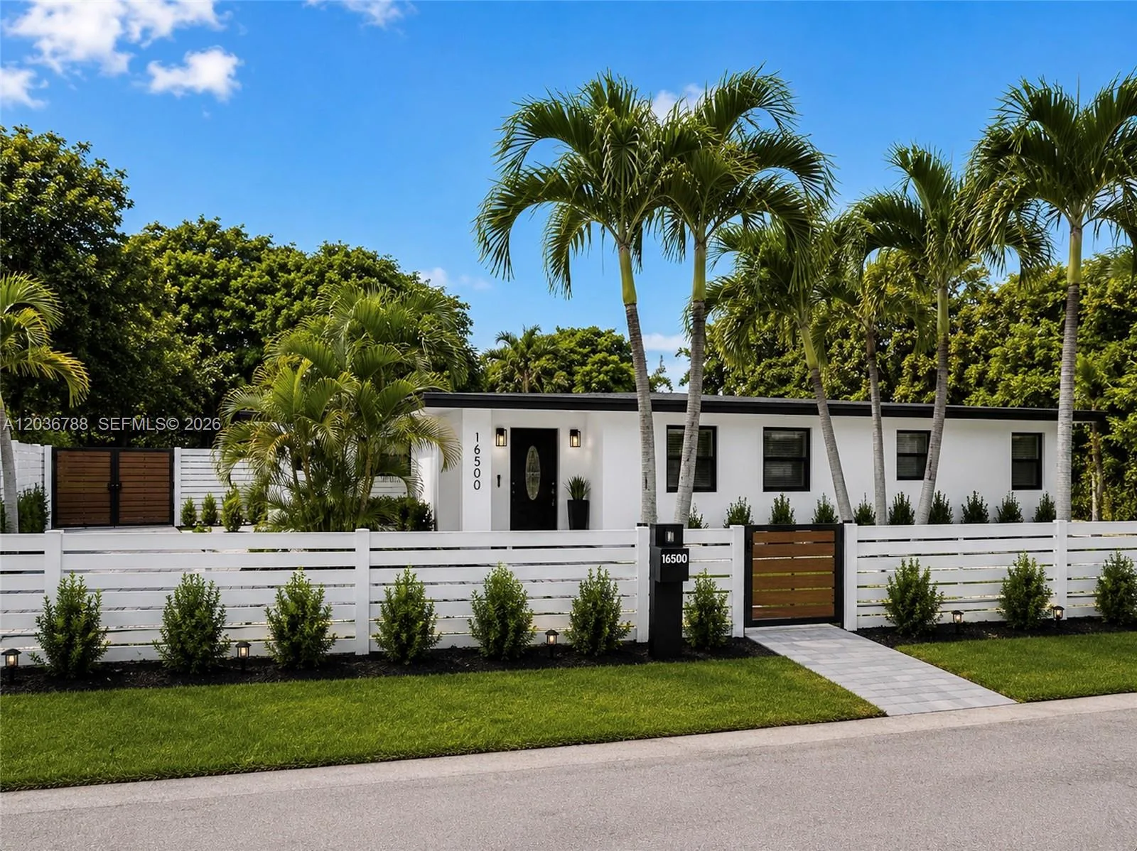 16500 NE 5th Ave, Miami, FL 33162