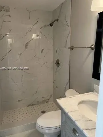 777 SW 9th Ave # 414, Miami, FL 33130 photo 6