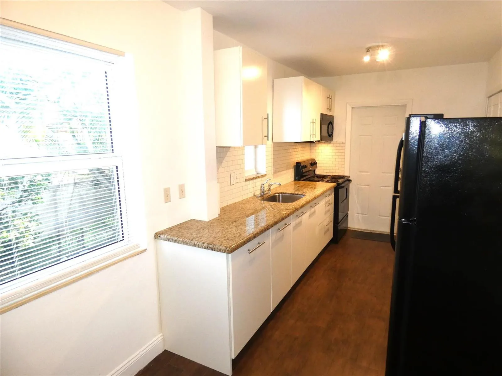 1528 NW 1st Avenue, Fort Lauderdale, FL 33311 photo 5