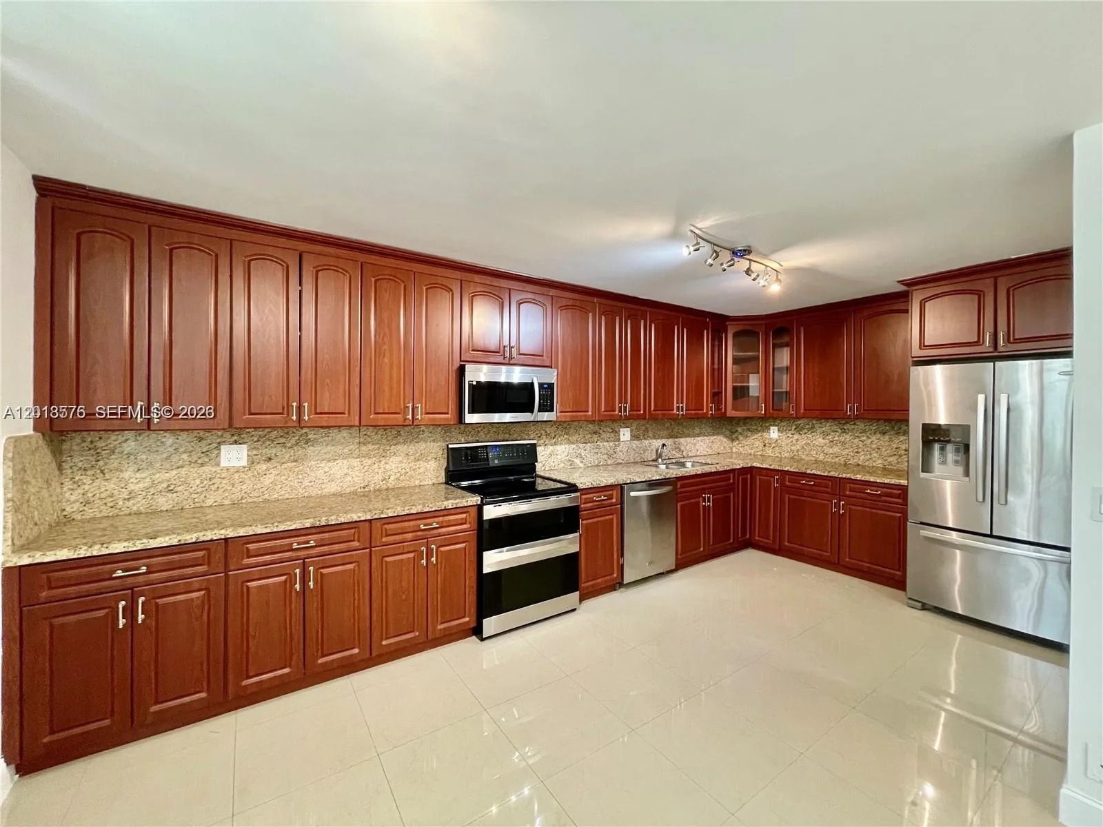 20441 NE 30th Ave # 122-9, Aventura, FL 33180