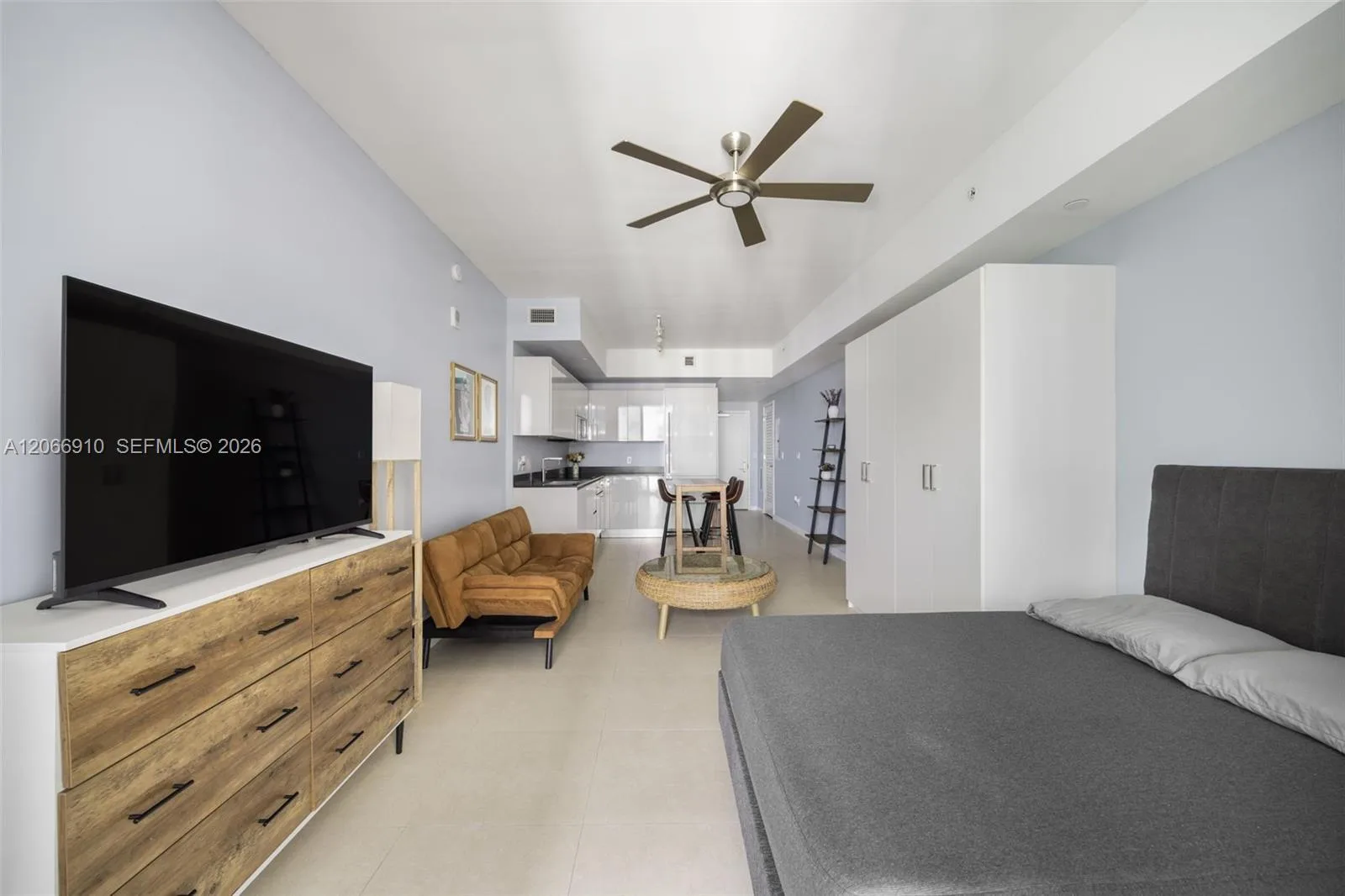 1010 Brickell Ave # 3610, Miami, FL 33131 photo 8
