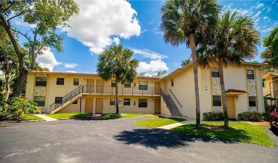11432 NW 45th Street, Coral Springs, FL 33065