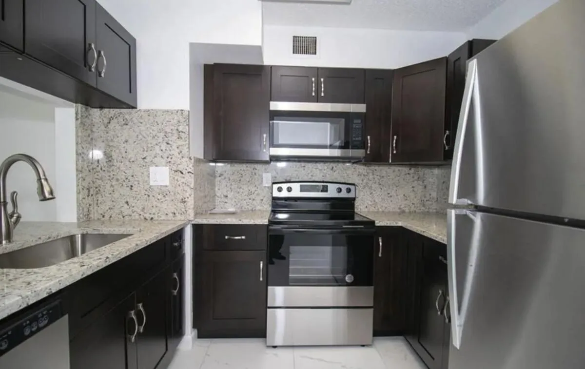 11432 NW 45th Street, Coral Springs, FL 33065 — zdjęcie 2